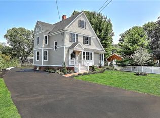 72 Rumstick Rd, Barrington, RI 02806