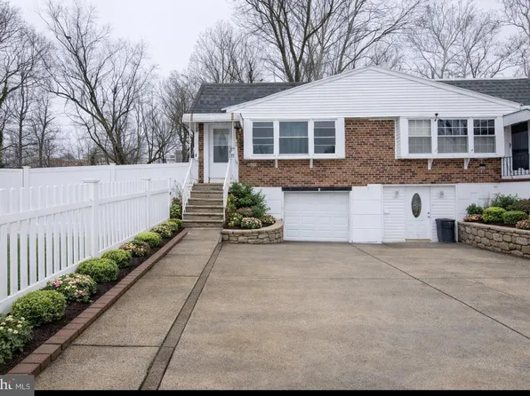 3248 Rhett Rd, Philadelphia, PA 19154