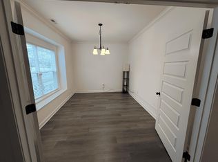 2812 Church St ROOM 4, Norfolk, VA 23504
