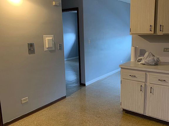 4th image of 1212 N 33rd Ave APT 6C