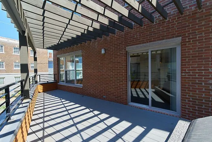 613 Fort Wayne Ave — Photo 9