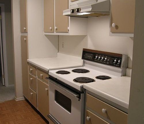 3rd image of 561 Somerset Ln #8