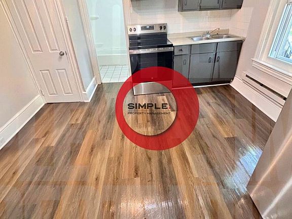 4th image of 200 S 6th St #3F