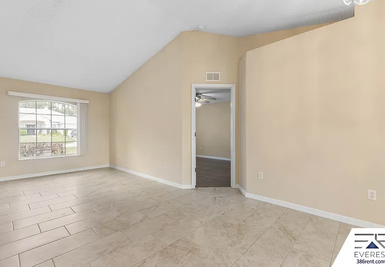 57 Pin Oak Dr — Photo 11