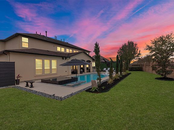 3rd image of 3002 Brighton Sky Ln
