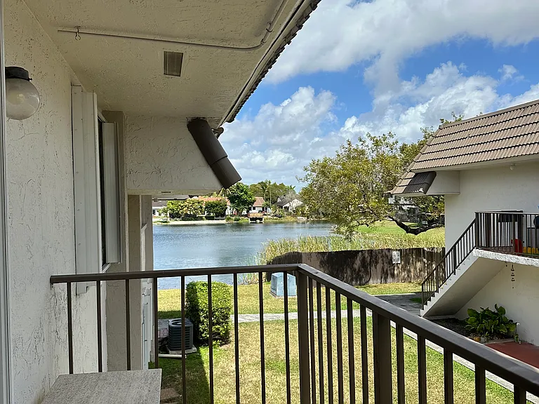 6831 SW 129th Ave #6 — Photo 12