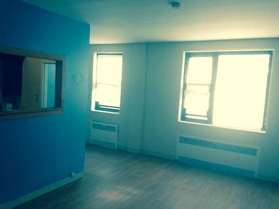 living_sleeping area