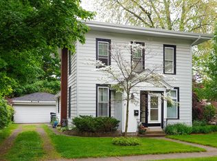 122 W 1st Ave, Plainwell, MI 49080