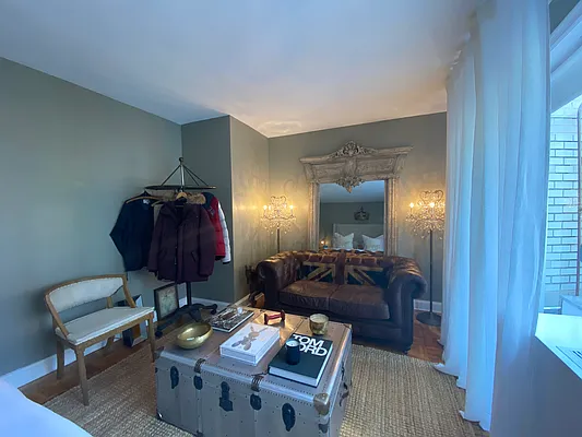 Rented by Oxford Property Group | media 53