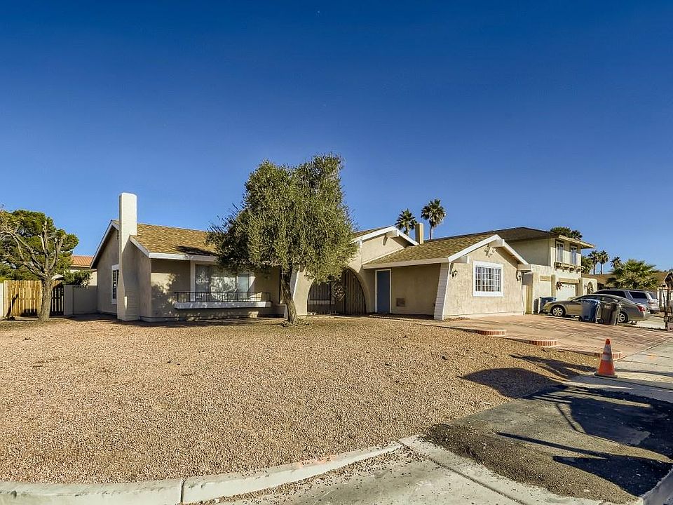 1st image of 1664 E Hacienda Ave