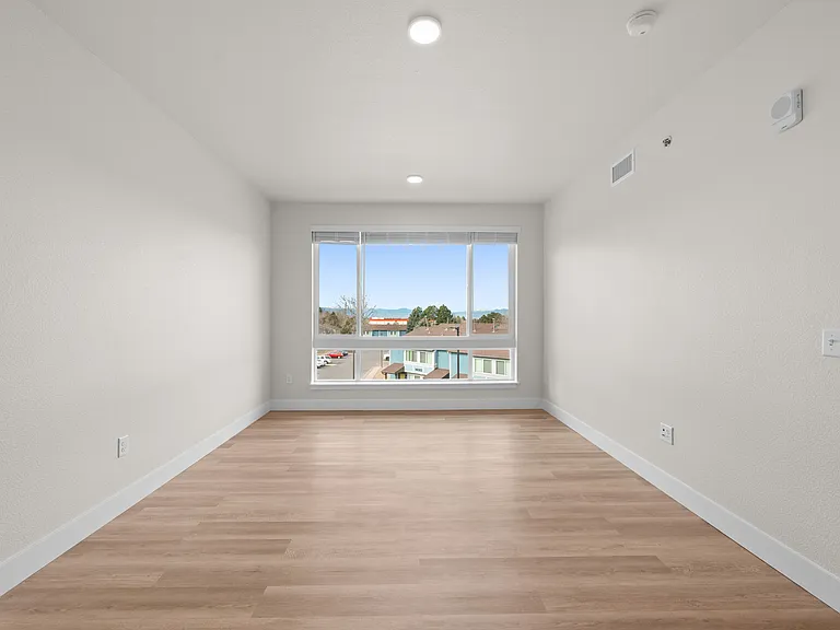 Residences at Willow Park Flats — Photo 38
