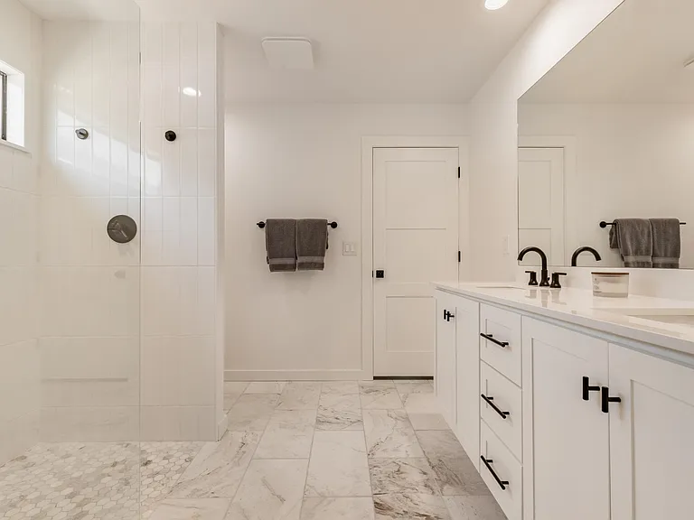 3625 NW 53rd St — Photo 26