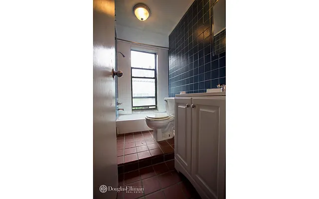 Rented by Douglas Elliman | media 71