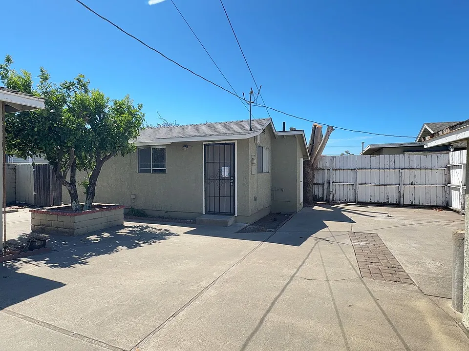 310-314-320 W Hickory Ave