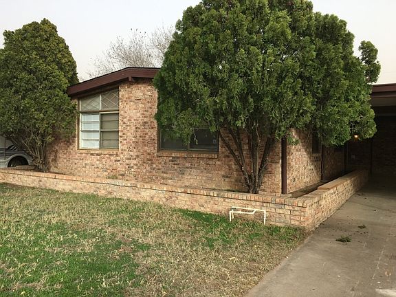 2nd image of 715 Beckley Dr