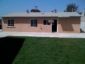 1st image of 1055 Glencoe Dr