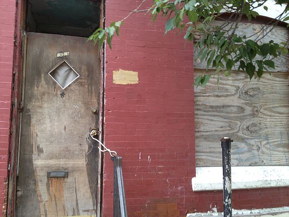 3rd image of 2619 N Sartain St