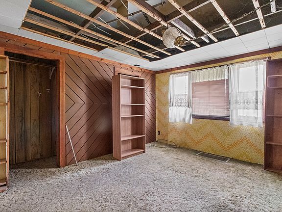 5th image of 1409 Barth Ave