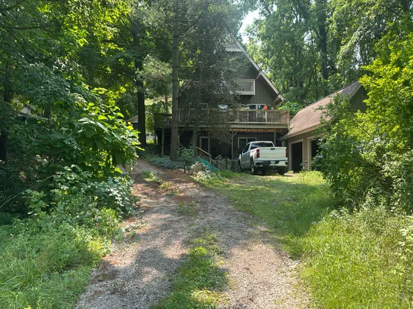 11312 White Lake Rd, Fenton, MI 48430