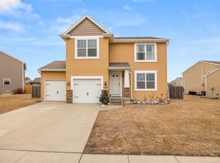 3204 Birch St SW, Bondurant, IA 50035