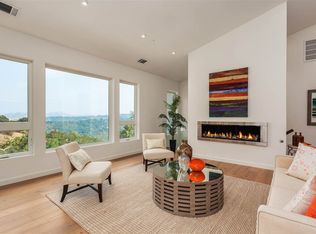 30 Charles Hill Cir, Orinda, CA 94563