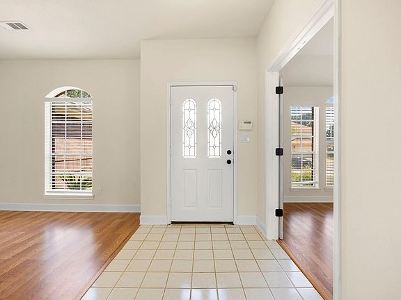 5th image of 11723 Inga Ln