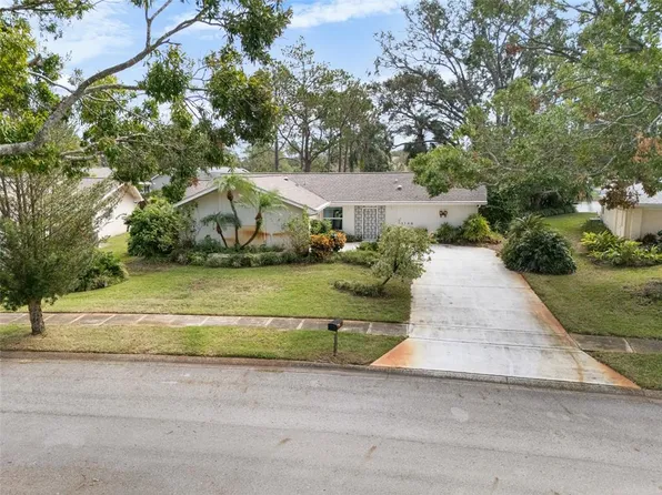 3168 Brunswick Cir, Palm Harbor, FL 34684