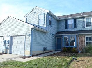 48 E Oleander Dr, Mount Laurel, NJ 08054