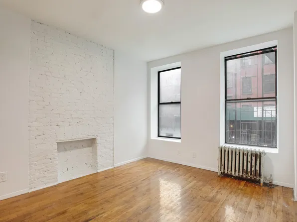 358 West 47th Street image 1 of 5