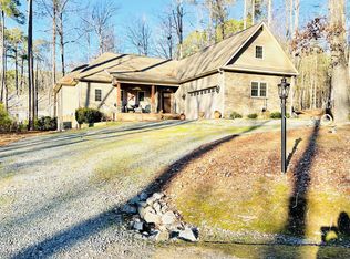6070 Jones Cir, Sanford, NC 27332