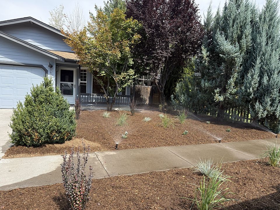 1st image of 2420 NE Desert Willow Ct