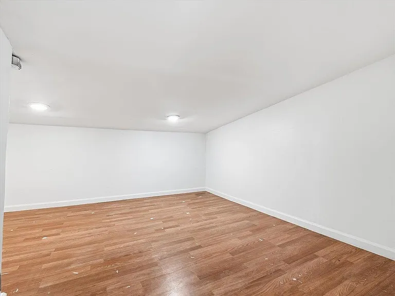 39 Winfield Ave #2 — Photo 27