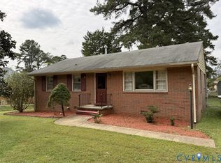 4738 Willesden Rd, North Chesterfield, VA 23234