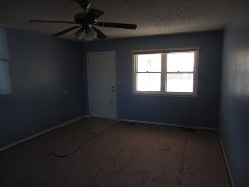 4th image of 1806 W 5th Ave