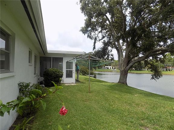 3rd image of 1478 Dundee Dr