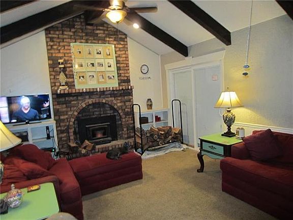 5th image of 19124 E 14th Terrace Dr