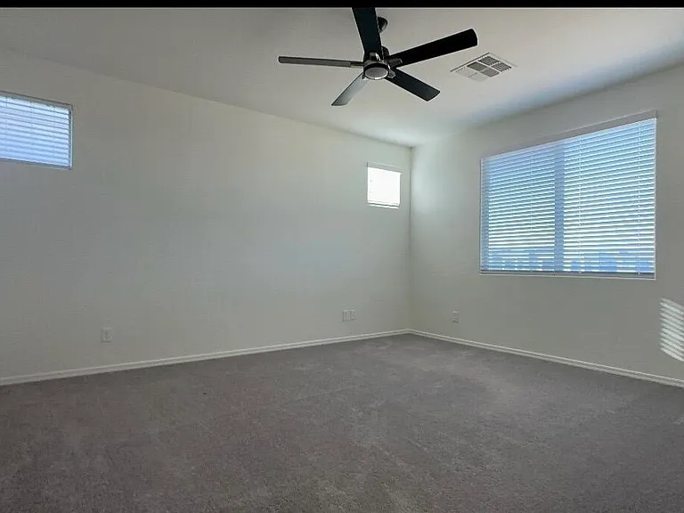 10101 E Texas Ave — Photo 8