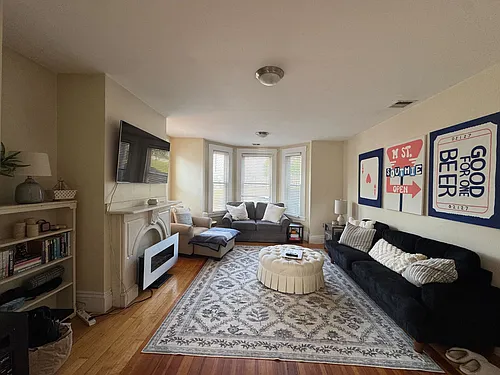 27 M St #1 Photo 1
