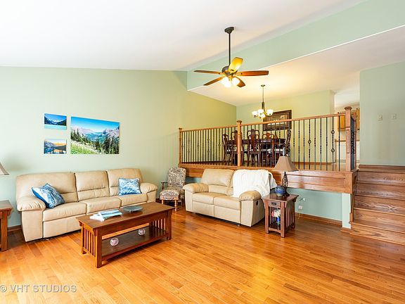 2nd image of 27 Pebblewood Trl #27