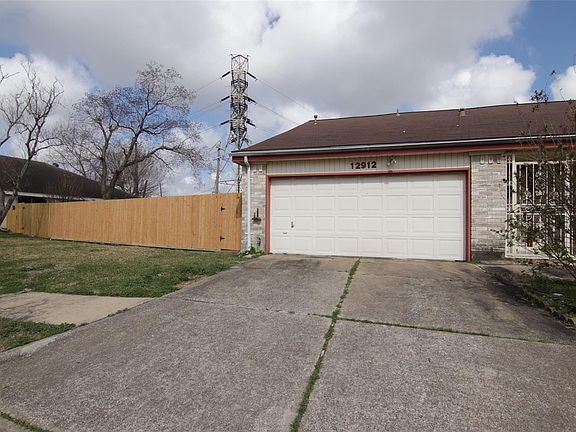 2nd image of 12912 Village Gate Dr