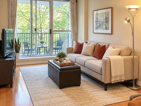 2nd image of 260 Merton St #302