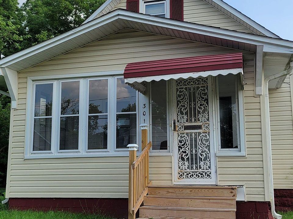 1st image of 301 Rockwell Ave