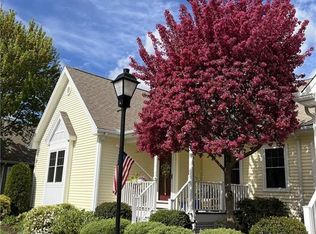 Berkeley Commons, Cumberland, RI 02864