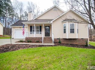 35 Beaver Ridge Dr, Youngsville, NC 27596