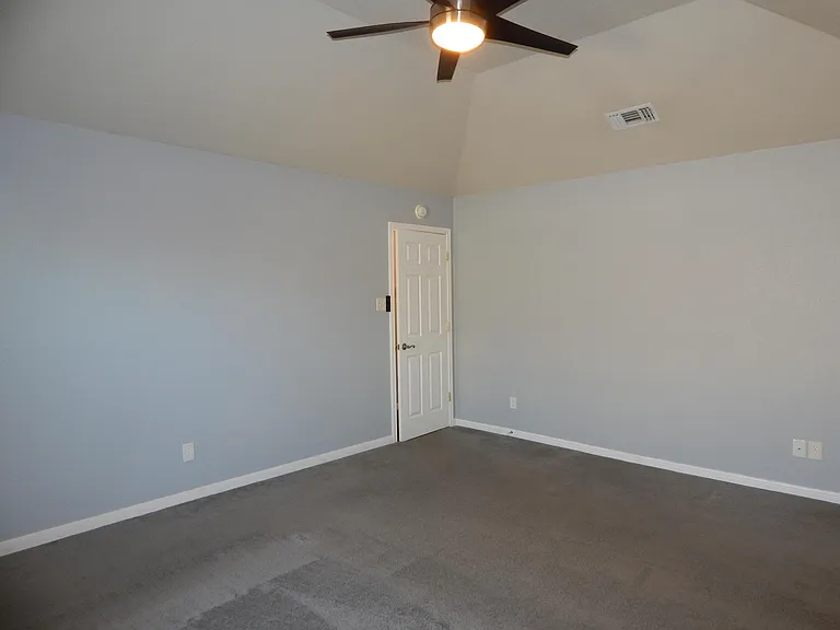 106 Cedar Ridge Dr — Photo 15