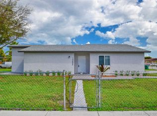 10695 SW 181st St, Miami, FL 33157