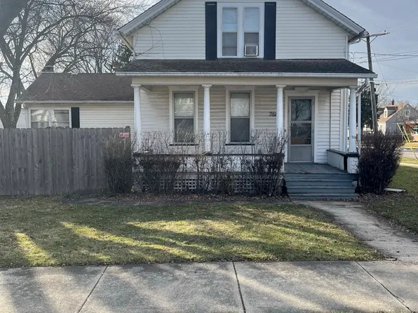 766 Sheridan Ave, Aurora, IL 60505
