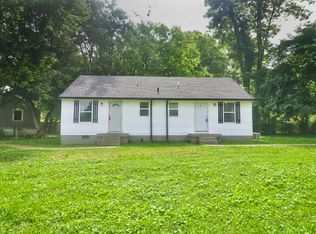 34 Maple St #A, Clarksville, TN 37042