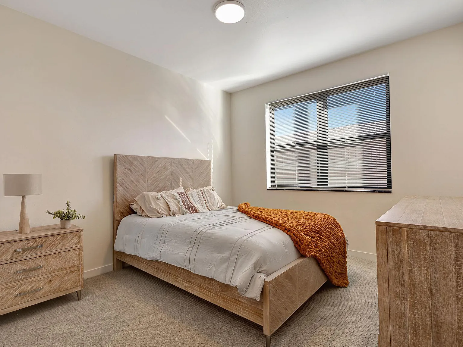 Gurney Flats — Photo 3