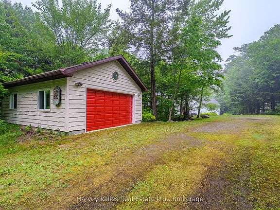 4th image of 7 Baby Lake Rd
